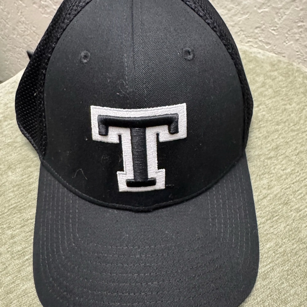 Trinity Black Cap Flex Hat